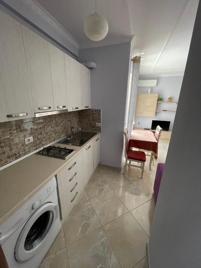 E.I.R Apartments Vlorë Exterior foto